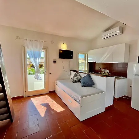 Apartment Carasau A 200m Dal Mare - Giardino Privato-bbq -wi-fi -parcheggio- Pet Friendly