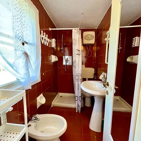 Carasau 200m From The - Garden - Bbq - Wi-fi - Parking - Pet Friendly