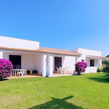 Apartment Carasau A 200m Dal Mare - Giardino Privato-bbq -wi-fi -parcheggio- Pet Friendly