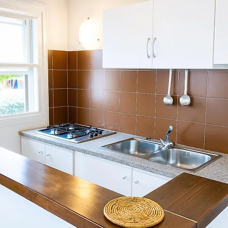 Carasau A 200m Dal Mare - Giardino Privato-bbq -wi-fi -parcheggio- Pet Friendly Budoni