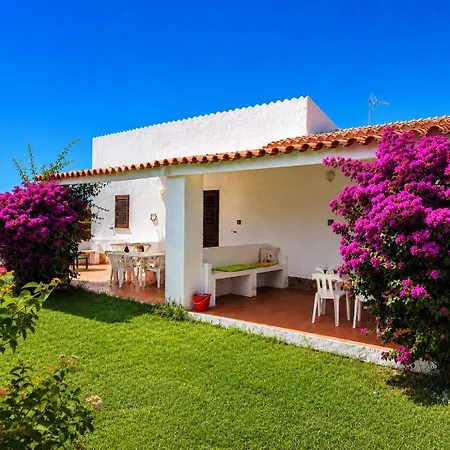 Carasau 200m From The - Garden - Bbq - Wi-fi - Parking - Pet Friendly Budoni